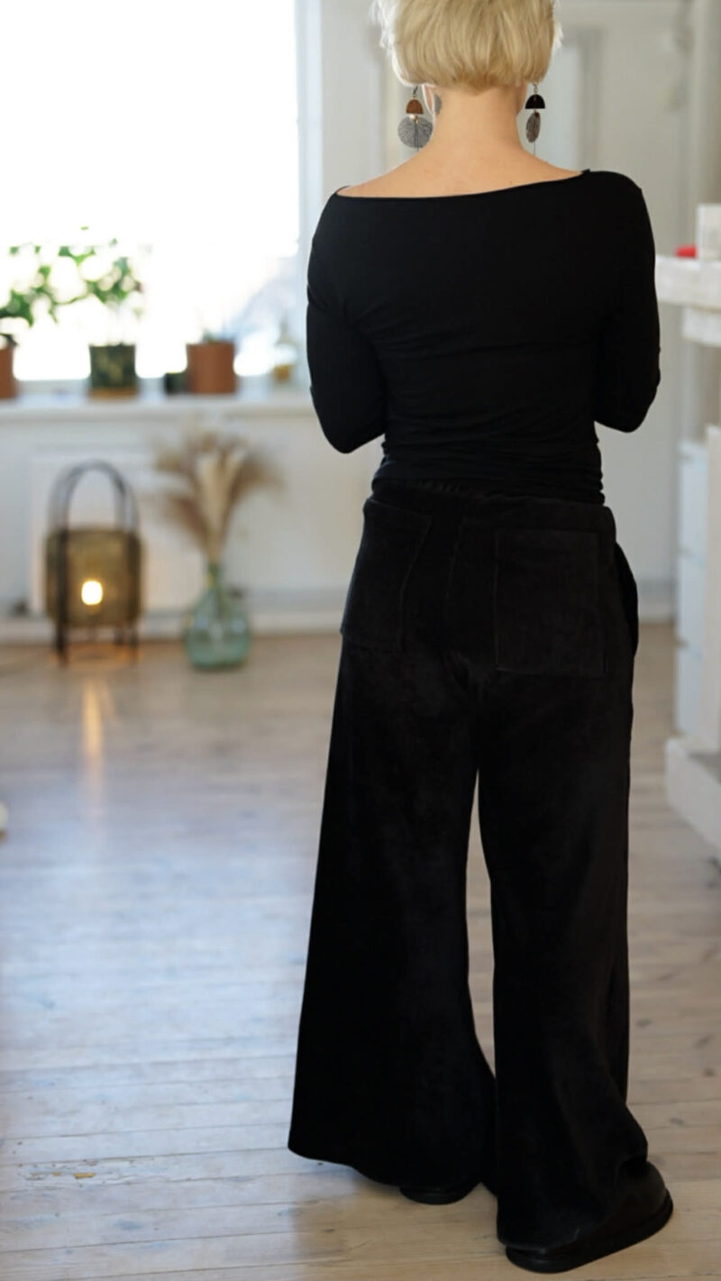Black velour flared trousers - ArtWorks LT